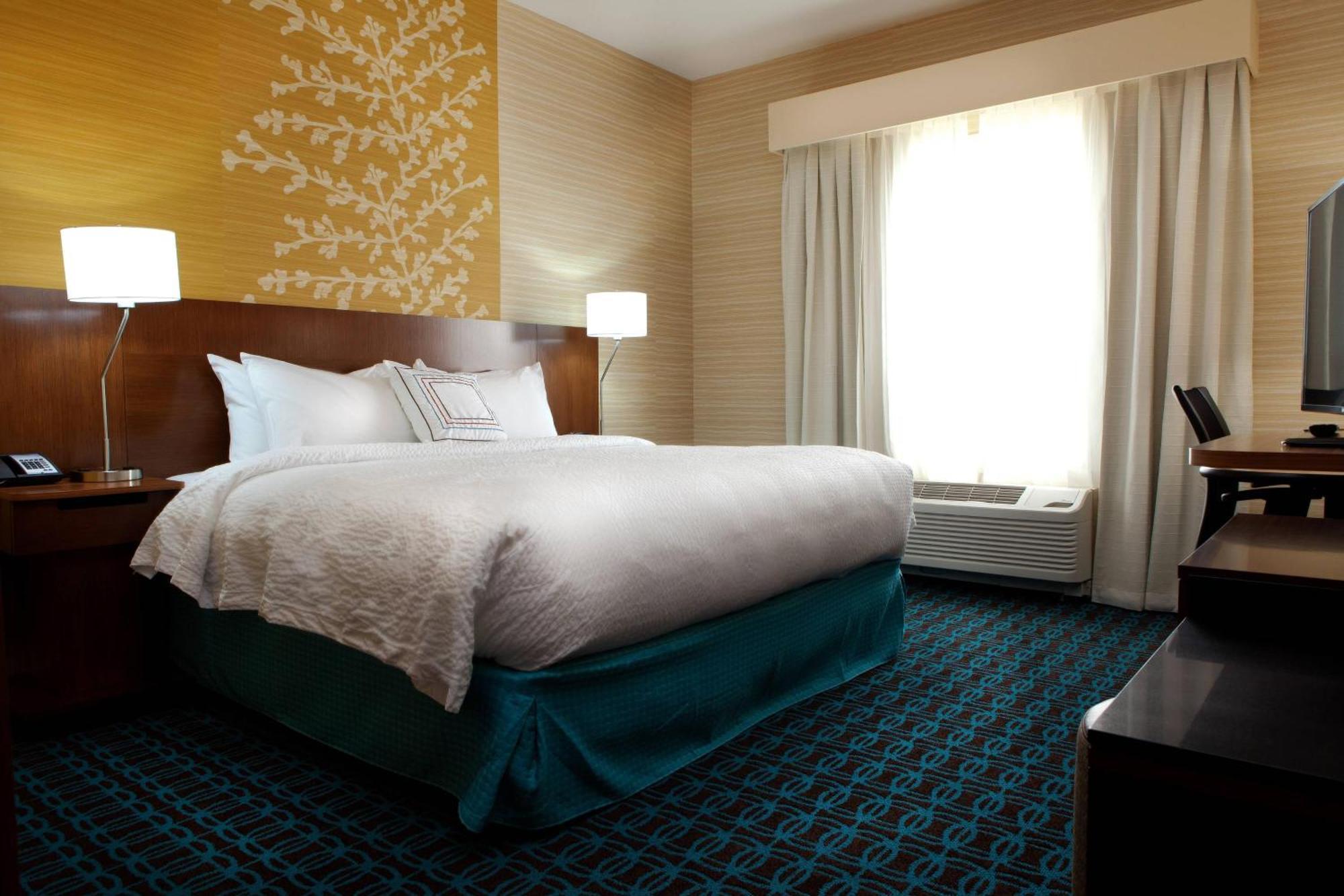 Fairfield Inn & Suites By Marriott Lethbridge Exteriör bild