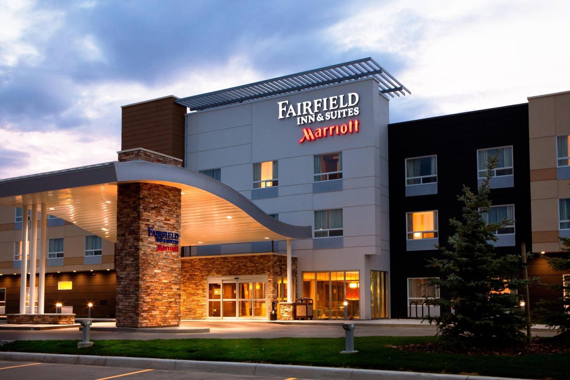 Fairfield Inn & Suites By Marriott Lethbridge Exteriör bild