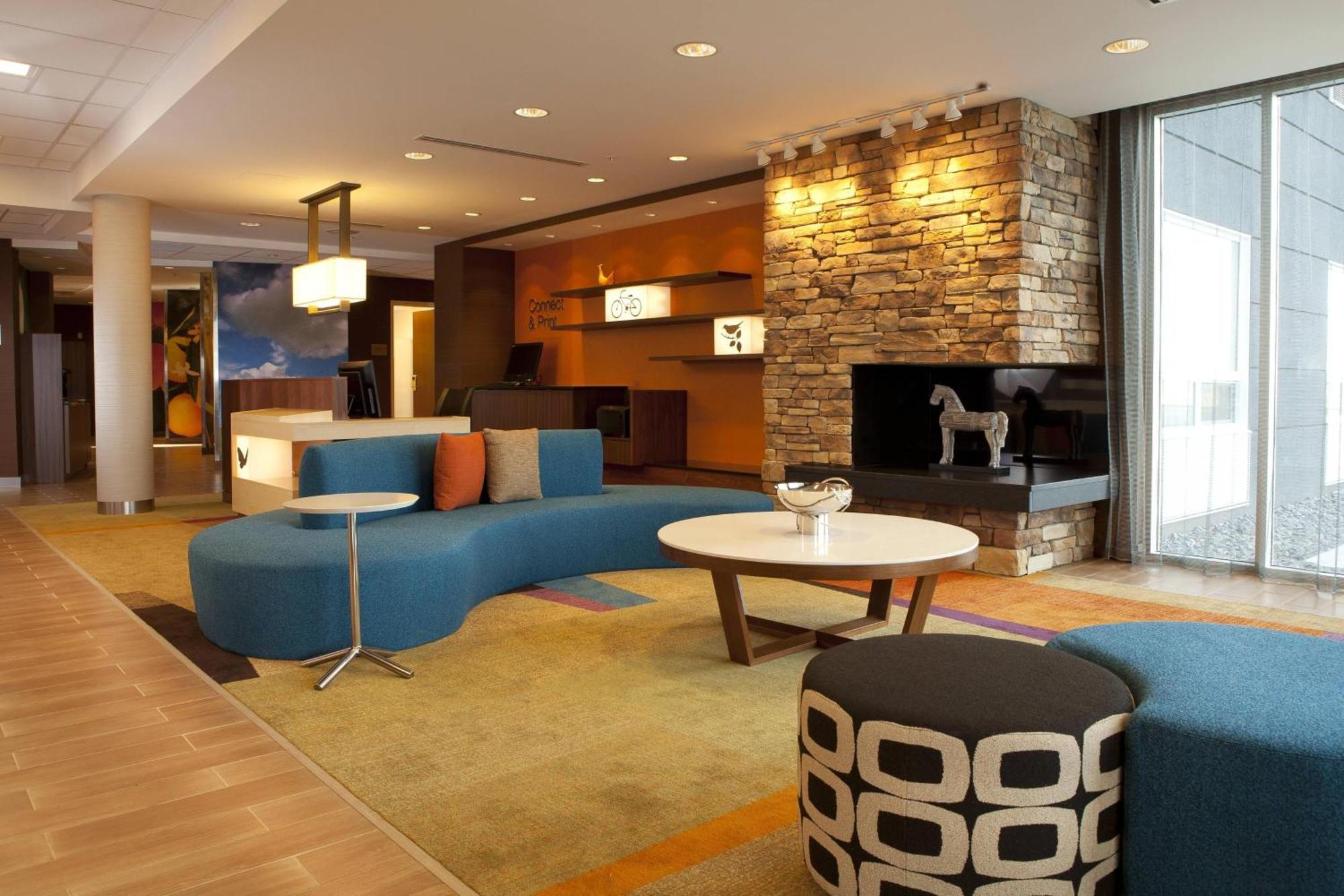 Fairfield Inn & Suites By Marriott Lethbridge Exteriör bild