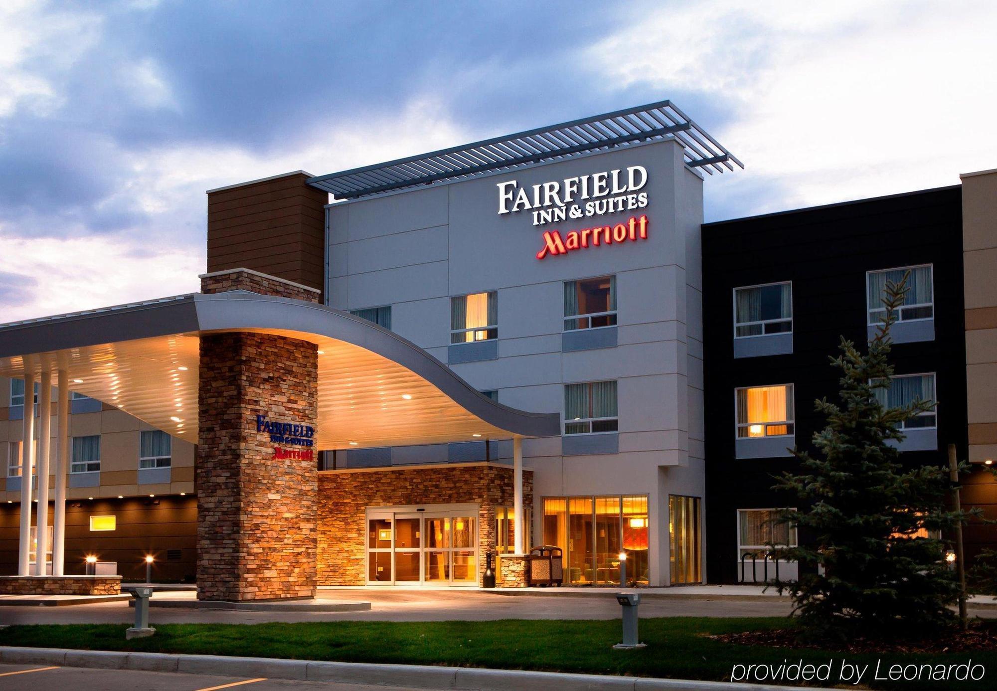 Fairfield Inn & Suites By Marriott Lethbridge Exteriör bild
